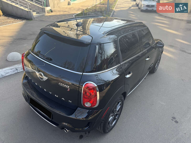 Внедорожник / Кроссовер MINI Countryman 2014 в Киеве