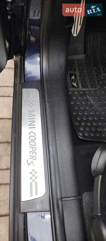 Внедорожник / Кроссовер MINI Countryman 2015 в Львове фото 32 Внедорожник / Кроссовер MINI Countryman 2015 в Львове