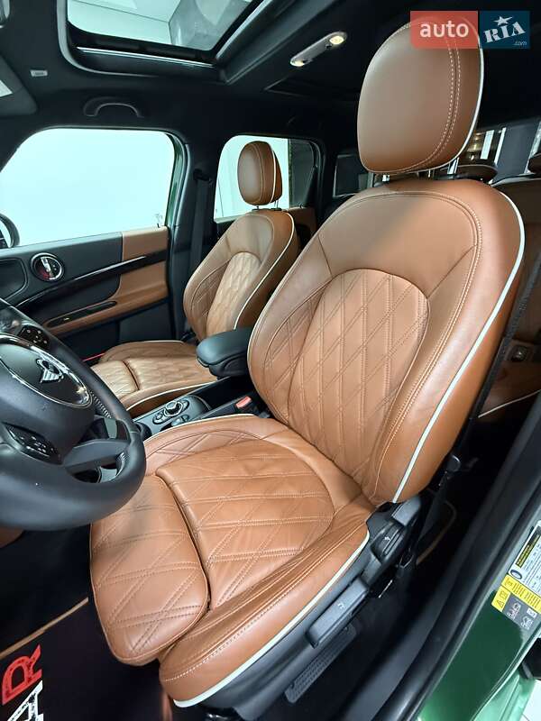 Внедорожник / Кроссовер MINI Countryman 2021 в Одессе