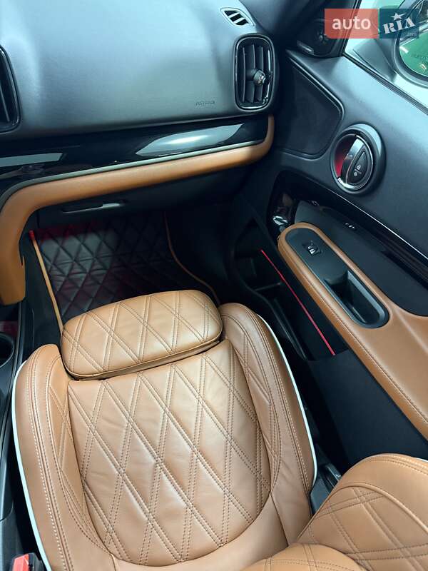 Внедорожник / Кроссовер MINI Countryman 2021 в Одессе