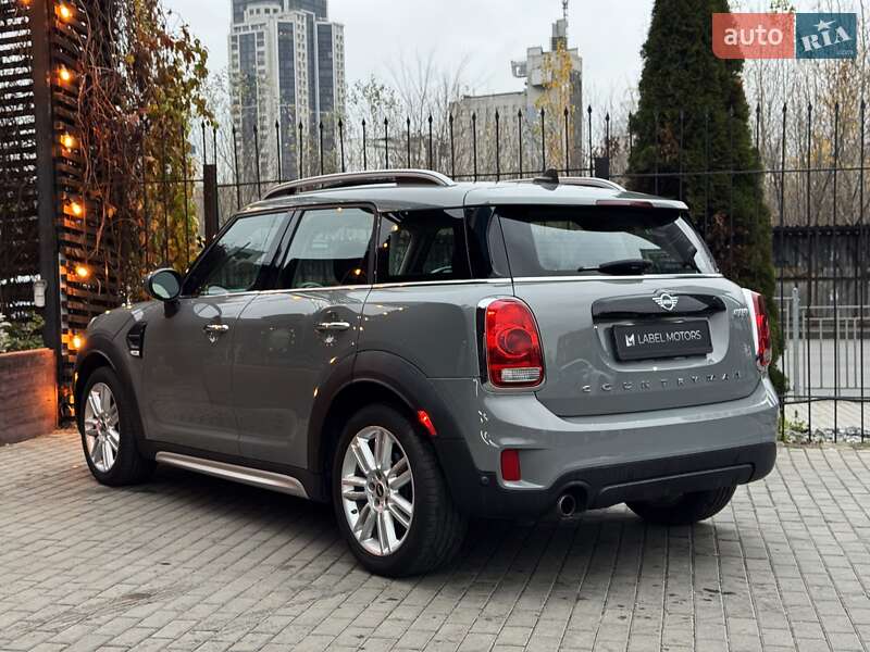 Хэтчбек MINI Countryman 2019 в Киеве