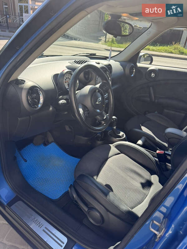 Внедорожник / Кроссовер MINI Countryman 2011 в Киеве фото 16 Внедорожник / Кроссовер MINI Countryman 2011 в Киеве