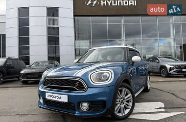 Хэтчбек MINI Countryman 2019 в Киеве