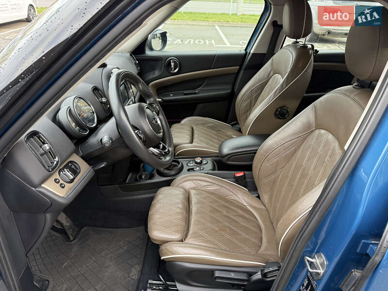 Хэтчбек MINI Countryman 2019 в Киеве