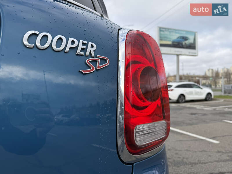 Хэтчбек MINI Countryman 2019 в Киеве