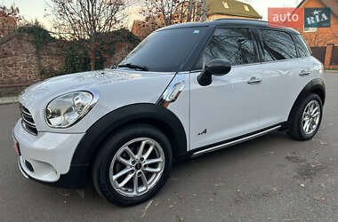 Внедорожник / Кроссовер MINI Countryman 2015 в Киеве
