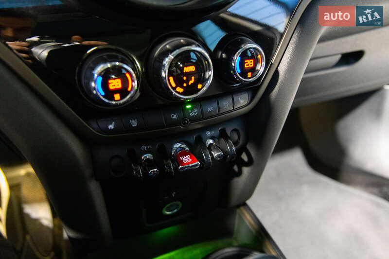 Внедорожник / Кроссовер MINI Countryman 2021 в Луцке