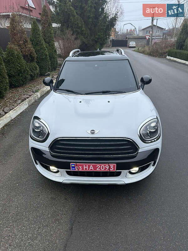 Хэтчбек MINI Countryman 2018 в Киеве фото 43 Хэтчбек MINI Countryman 2018 в Киеве
