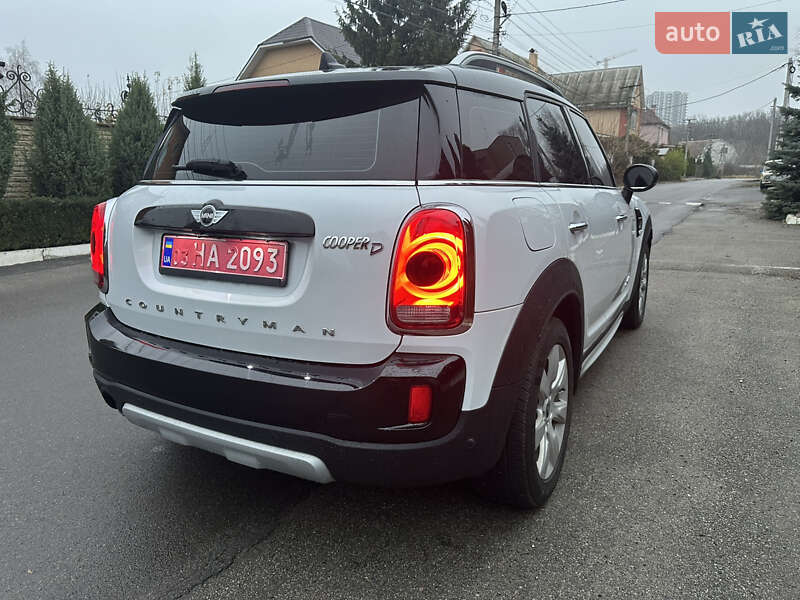 Хэтчбек MINI Countryman 2018 в Киеве фото 42 Хэтчбек MINI Countryman 2018 в Киеве