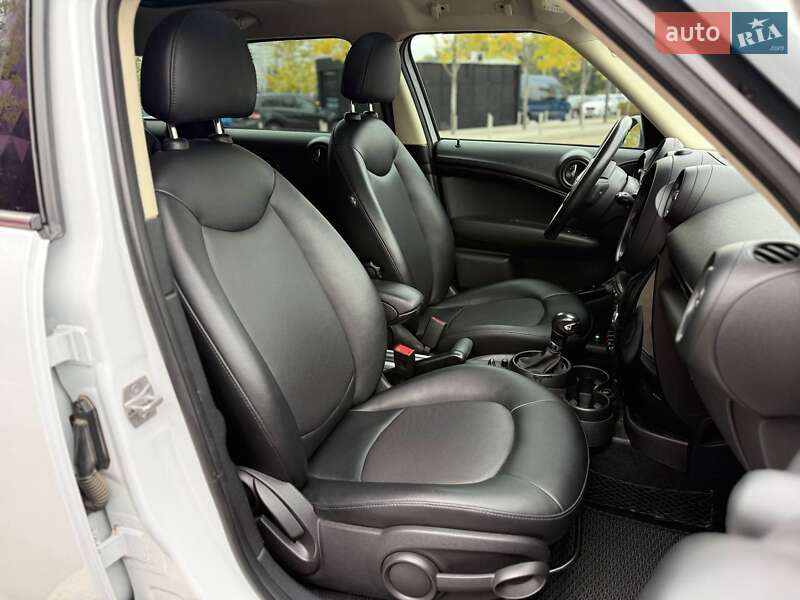 Позашляховик / Кросовер MINI Countryman 2015 в Києві фото 13 Позашляховик / Кросовер MINI Countryman 2015 в Києві