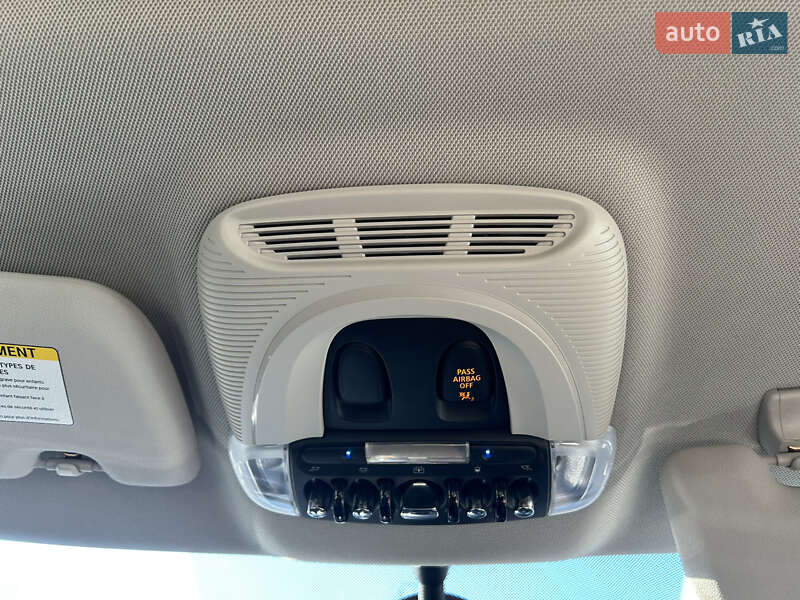 Хэтчбек MINI Countryman 2017 в Киеве