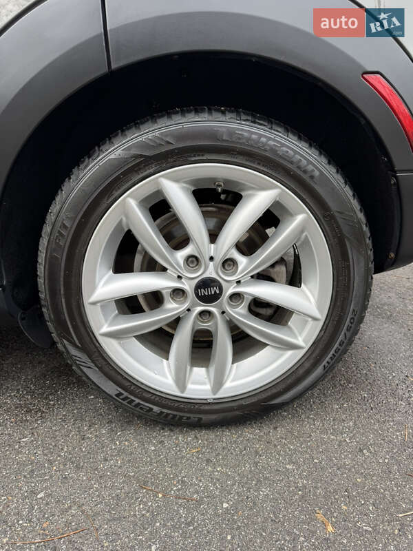 Позашляховик / Кросовер MINI Countryman 2014 в Чернігові фото 28 Позашляховик / Кросовер MINI Countryman 2014 в Чернігові