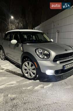 Внедорожник / Кроссовер MINI Countryman 2015 в Киеве