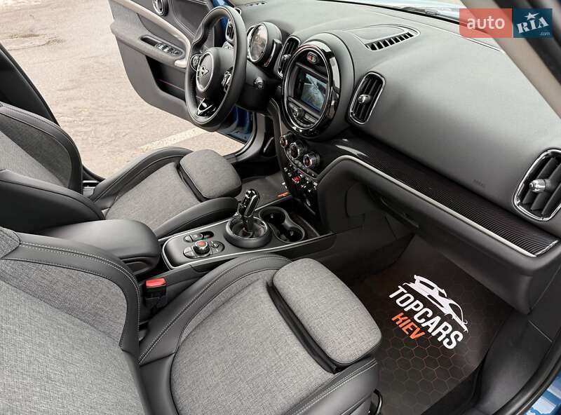 Хэтчбек MINI Countryman 2019 в Киеве фото 41 Хэтчбек MINI Countryman 2019 в Киеве