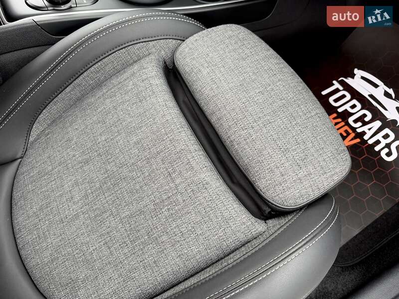 Хэтчбек MINI Countryman 2019 в Киеве фото 45 Хэтчбек MINI Countryman 2019 в Киеве