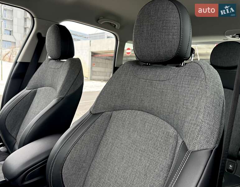 Хэтчбек MINI Countryman 2019 в Киеве фото 66 Хэтчбек MINI Countryman 2019 в Киеве