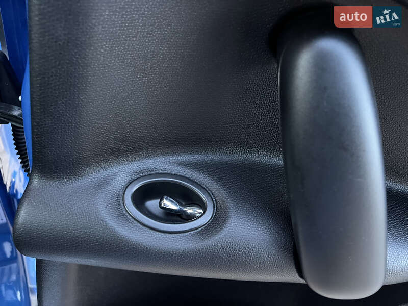 Внедорожник / Кроссовер MINI Countryman 2012 в Ровно