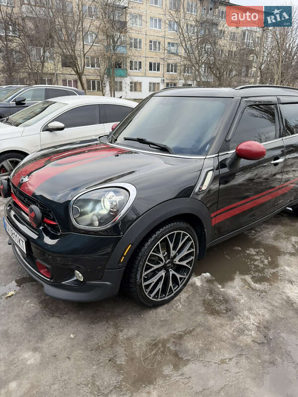 Внедорожник / Кроссовер MINI Countryman 2015 в Киеве