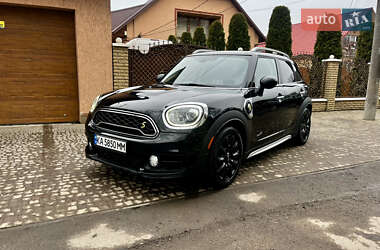 Хэтчбек MINI Countryman 2018 в Сваляве