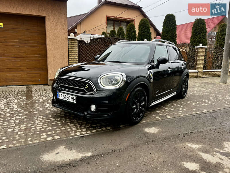 Хетчбек MINI Countryman 2018 в Сваляві