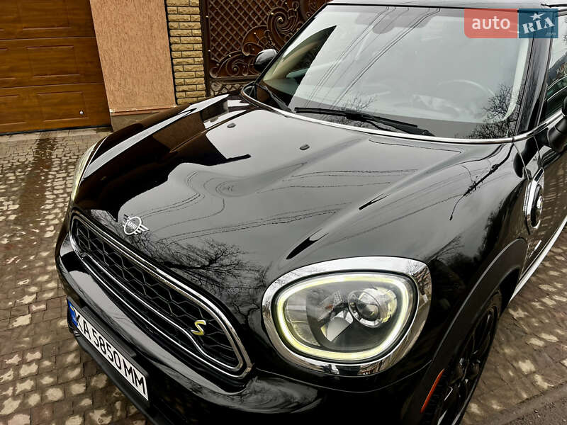 Хетчбек MINI Countryman 2018 в Сваляві