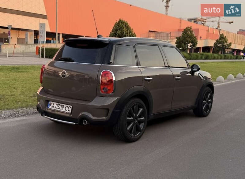 Внедорожник / Кроссовер MINI Countryman 2014 в Киеве