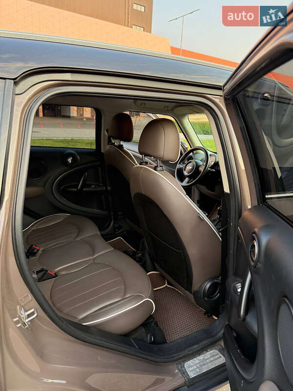 Внедорожник / Кроссовер MINI Countryman 2014 в Киеве