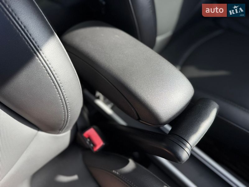 Внедорожник / Кроссовер MINI Countryman 2013 в Житомире