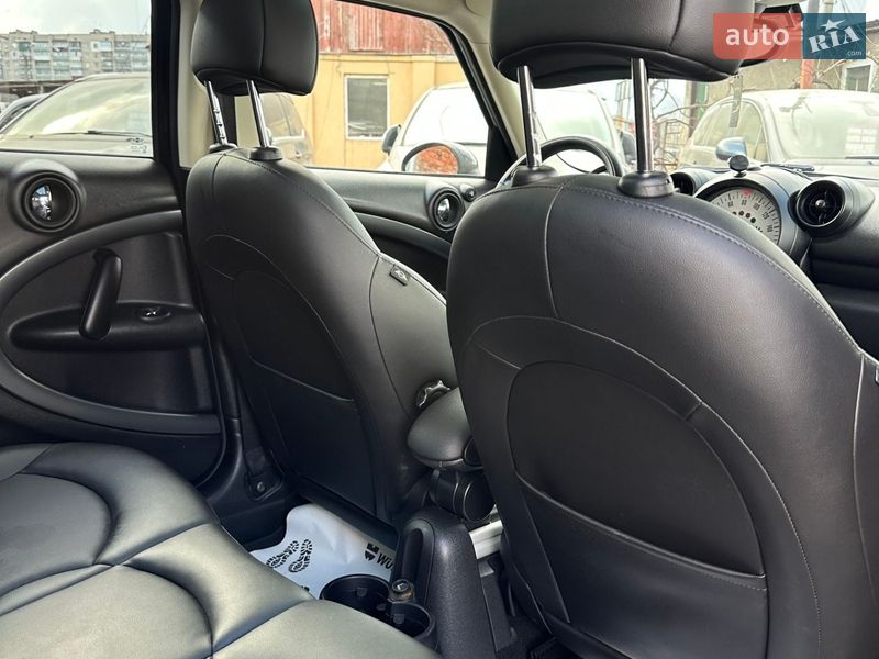 Позашляховик / Кросовер MINI Countryman 2014 в Смілі фото 17 Позашляховик / Кросовер MINI Countryman 2014 в Смілі