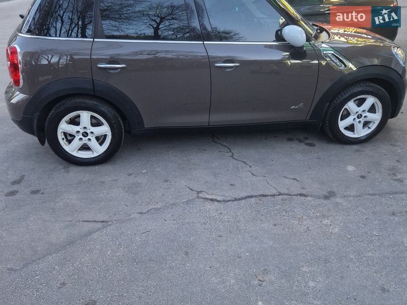 Позашляховик / Кросовер MINI Countryman 2012 в Києві фото 9 Позашляховик / Кросовер MINI Countryman 2012 в Києві