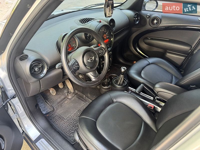 Внедорожник / Кроссовер MINI Countryman 2015 в Харькове