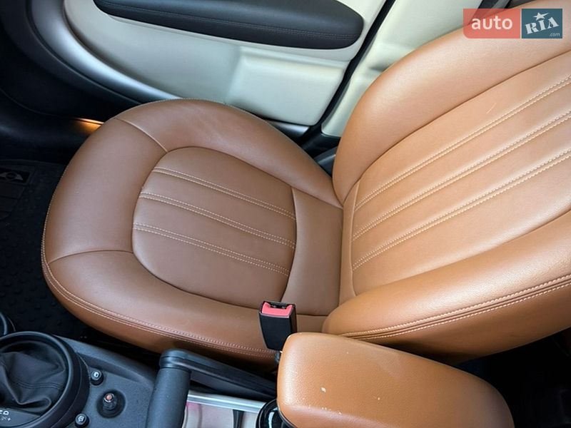 Внедорожник / Кроссовер MINI Countryman 2014 в Киеве
