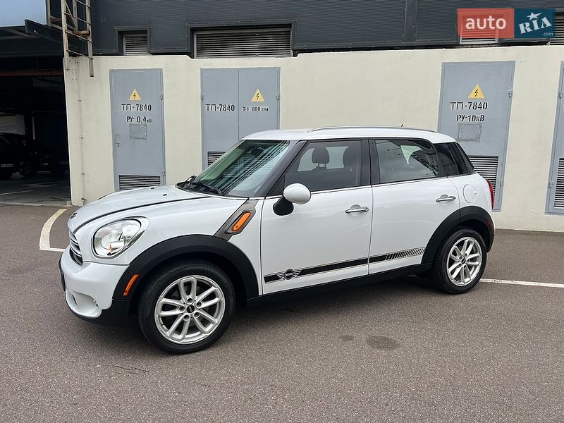 Внедорожник / Кроссовер MINI Countryman 2016 в Киеве