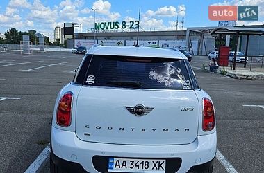 Внедорожник / Кроссовер MINI Countryman 2015 в Киеве