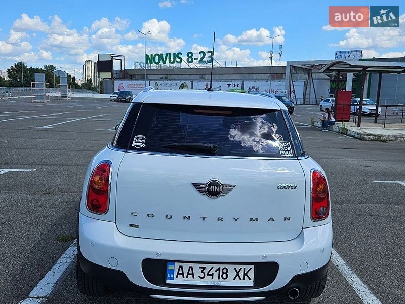 Внедорожник / Кроссовер MINI Countryman 2015 в Киеве