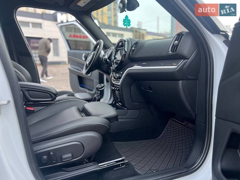 Хэтчбек MINI Countryman 2017 в Одессе