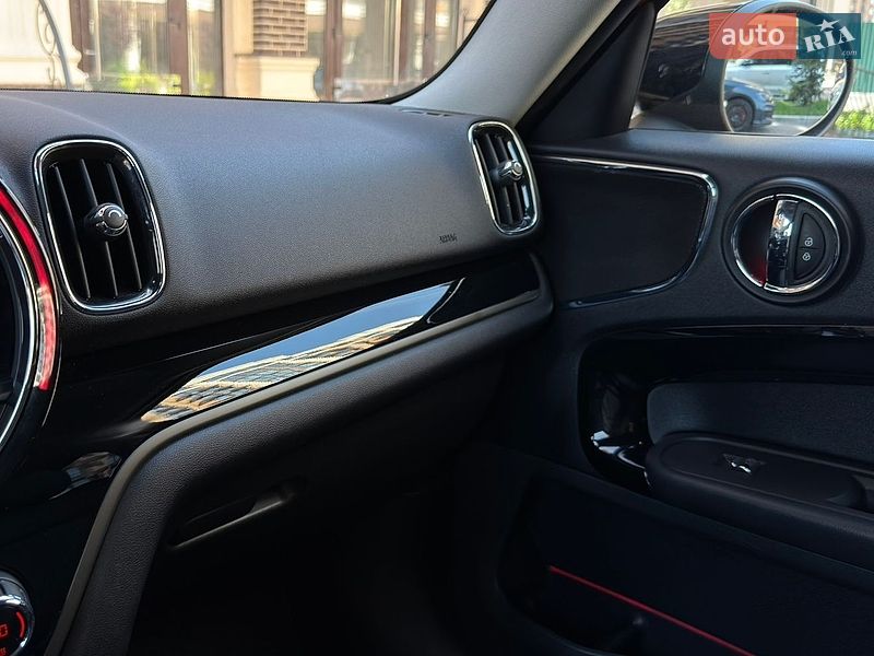 Внедорожник / Кроссовер MINI Countryman 2020 в Киеве