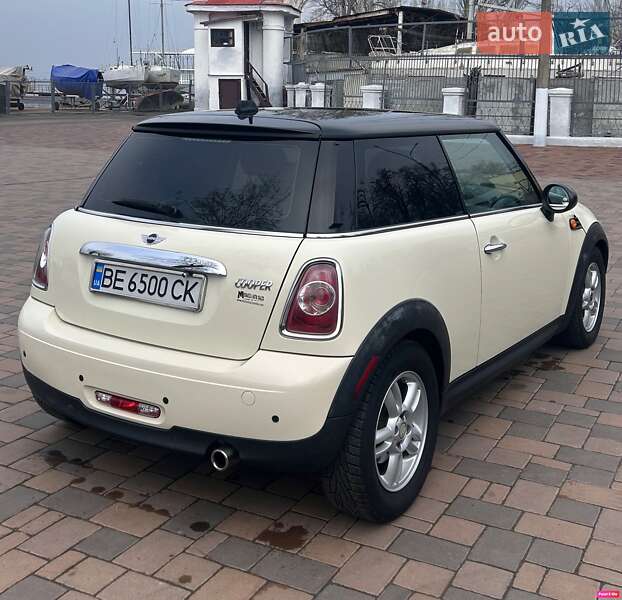 Купе MINI Coupe 2012 в Николаеве