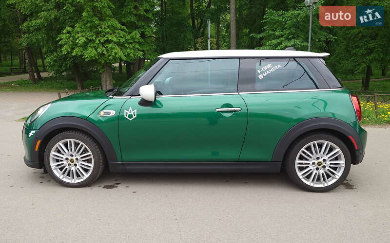 Хетчбек MINI Electric 2020 в Києві