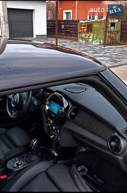 Хэтчбек MINI Electric 2021 в 