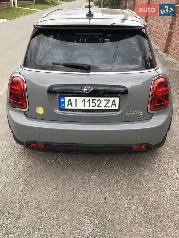 Хэтчбек MINI Electric 2022 в Киеве