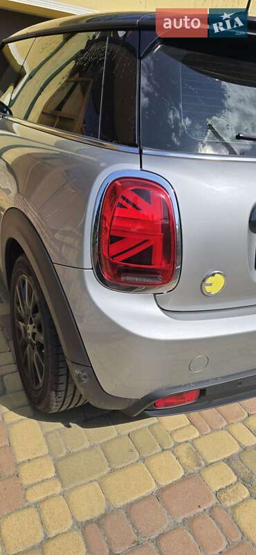 Хэтчбек MINI Electric 2023 в Киеве