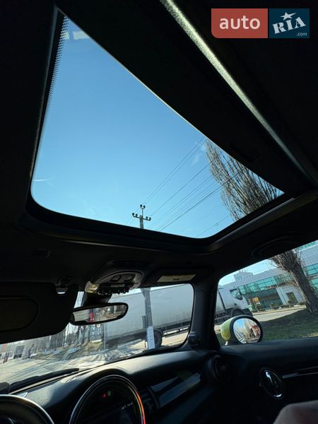 Хэтчбек MINI Electric 2020 в Киеве