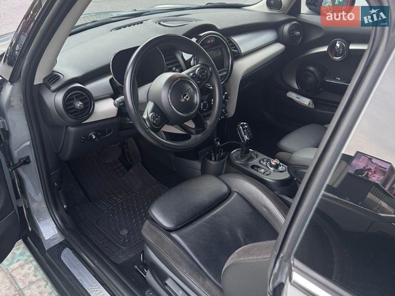 Хэтчбек MINI Electric 2020 в Львове