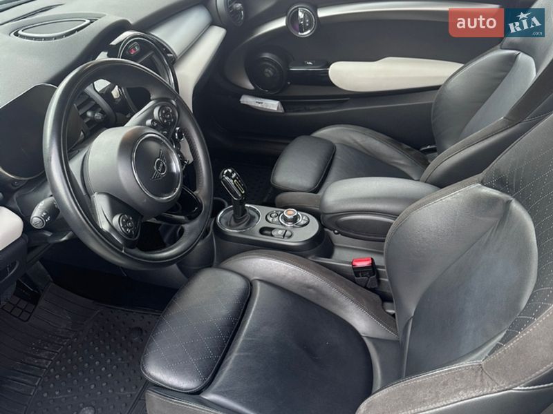 Хэтчбек MINI Electric 2020 в Львове