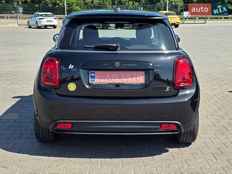 Хэтчбек MINI Electric 2023 в Виннице