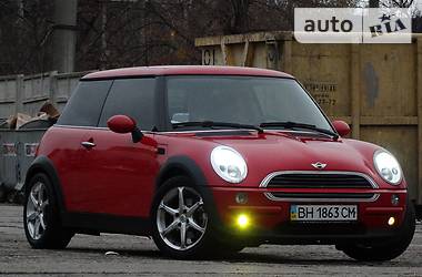 Хэтчбек MINI Hatch 2004 в Одессе