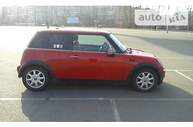 Хэтчбек MINI Hatch 2004 в Киеве