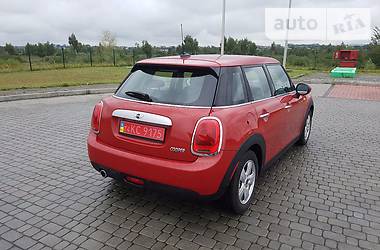 Хэтчбек MINI Hatch 2015 в Киеве