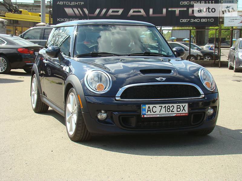 Хэтчбек MINI Hatch 2013 в Киеве